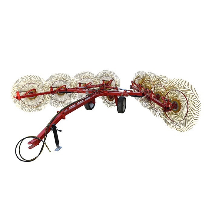 Ancinho de feno montado