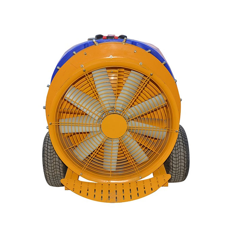 Pulverizador montado no trator